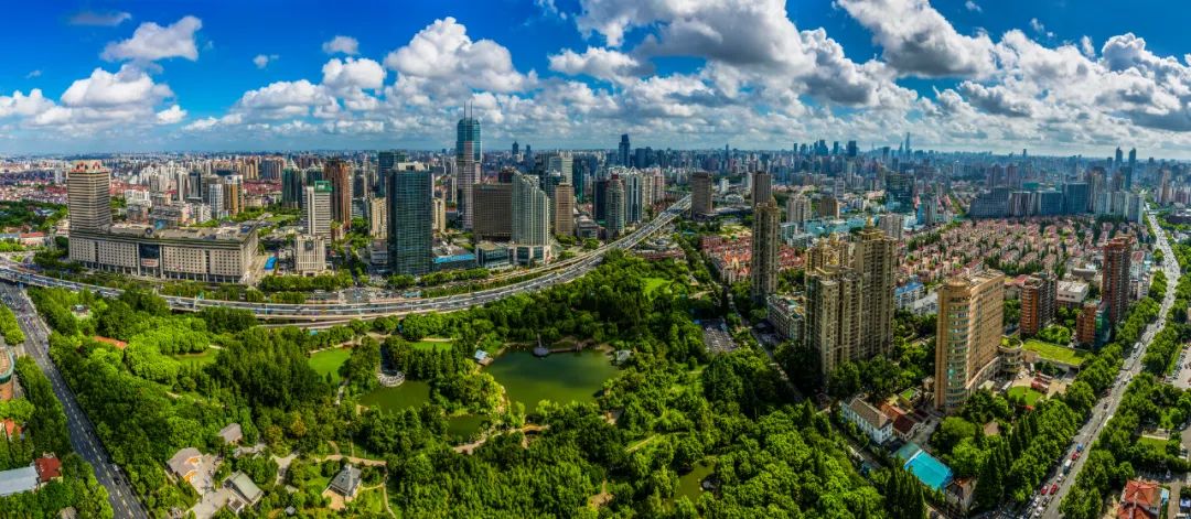 長寧奮力打造“四力四城”，加快建設(shè)具有世界影響力的國際精品城區(qū).jpeg